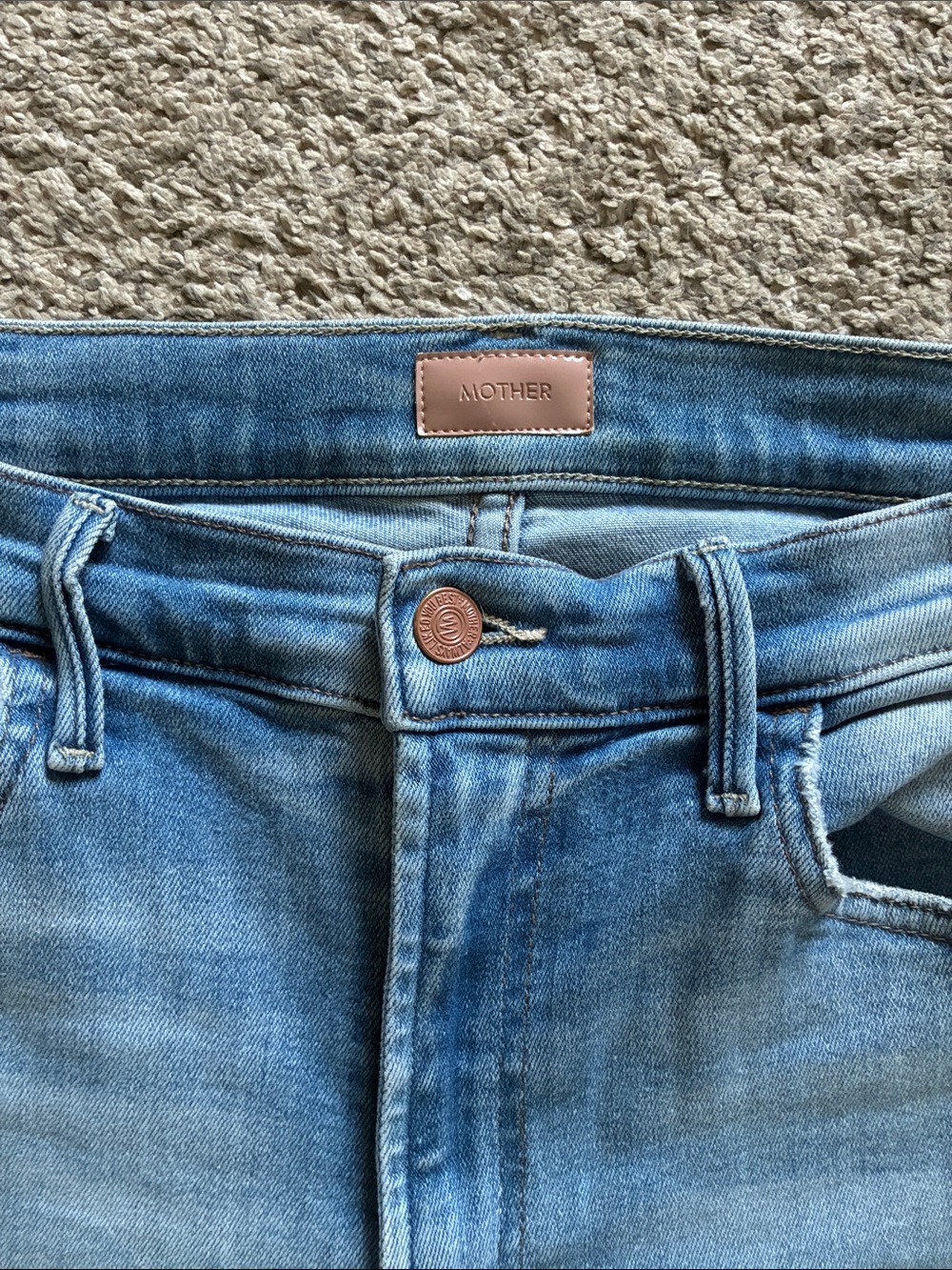 MOTHER The Hustler Ankle Fray Jeans - Picture 4 of 7